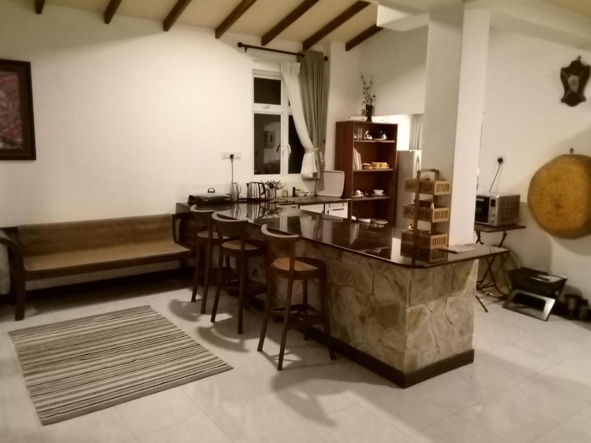 The Bliss Hostel קנדי מראה חיצוני תמונה