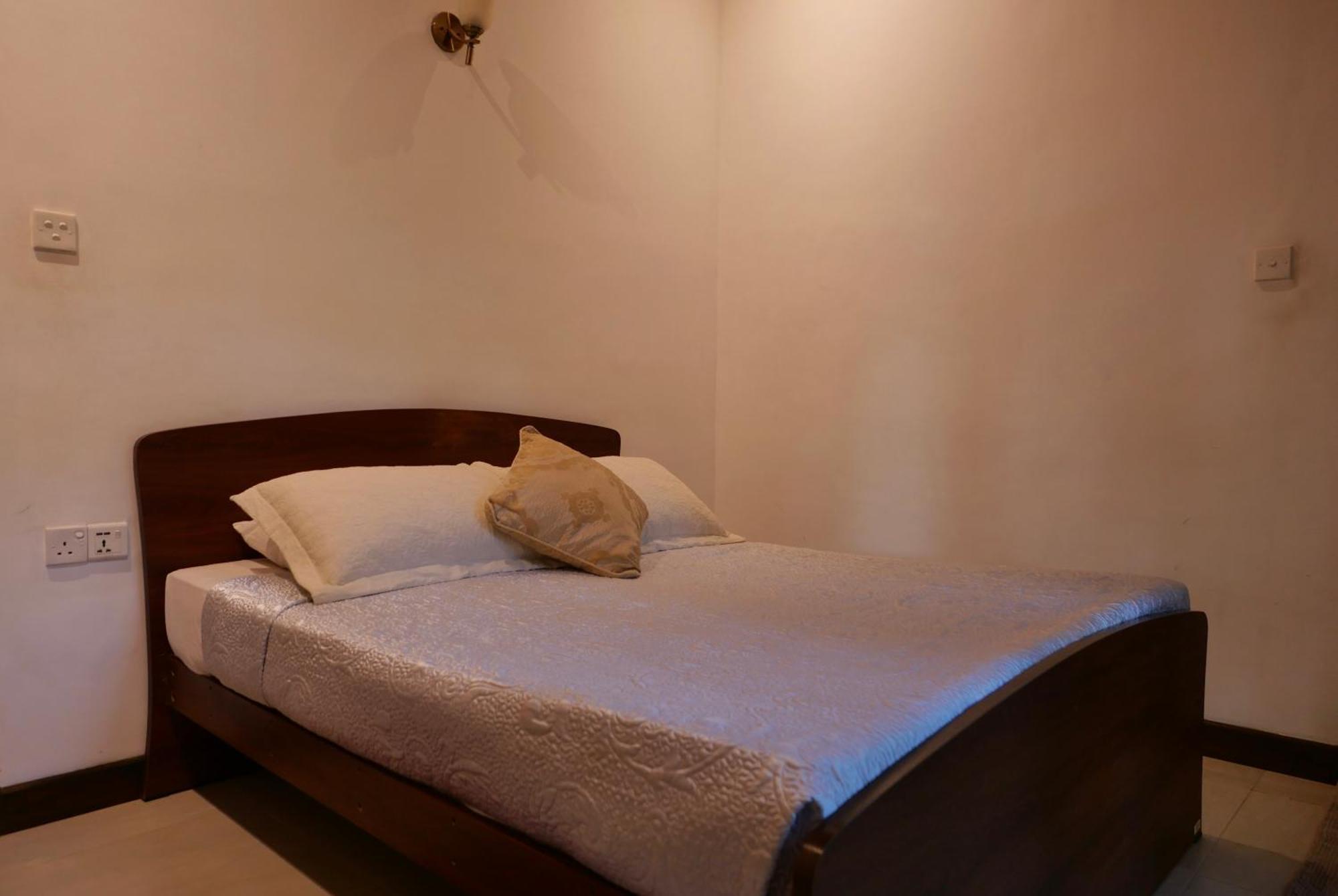 The Bliss Hostel קנדי מראה חיצוני תמונה